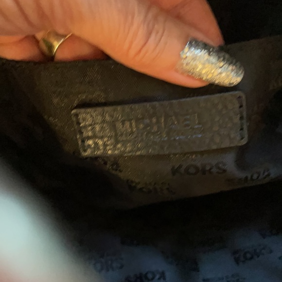 Michael Kors Leather Chain Tote - Picture 6 of 9